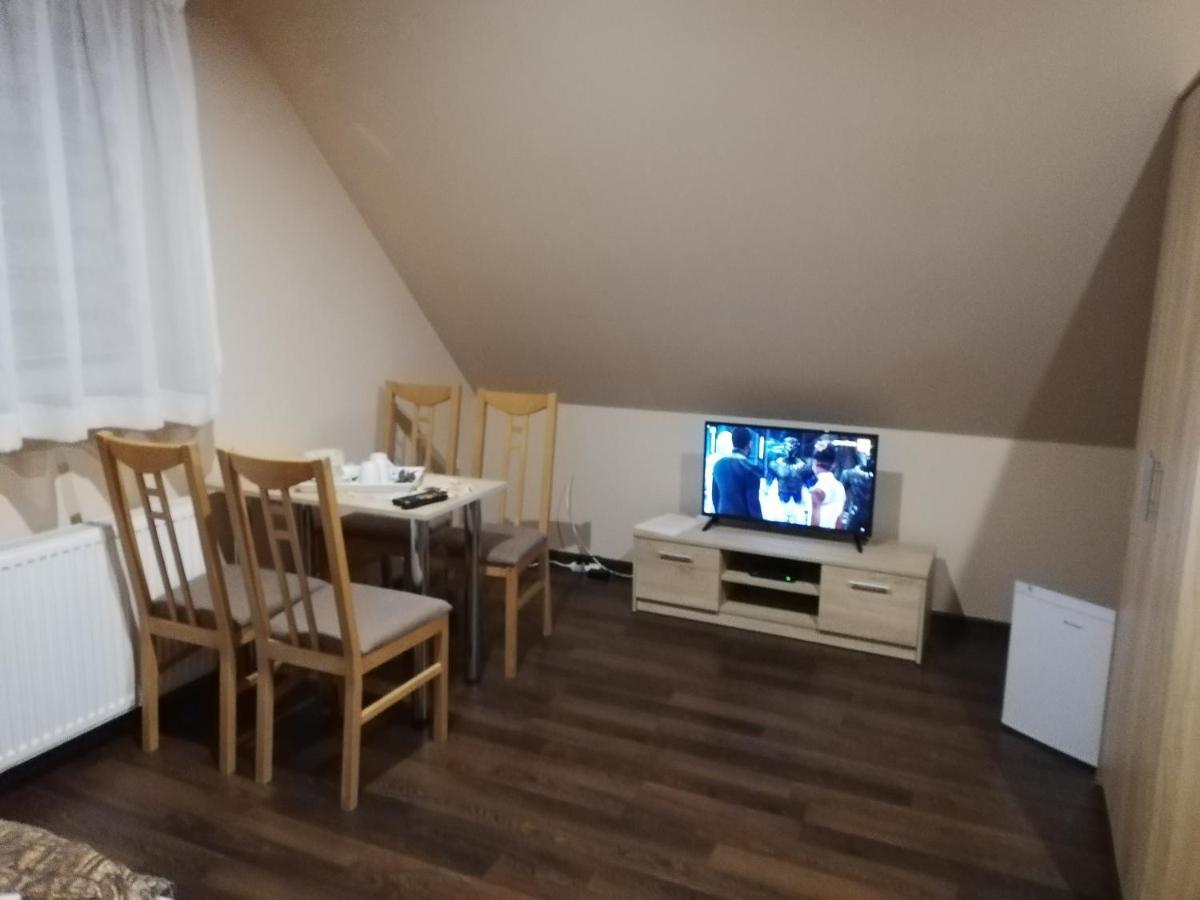 Pokoje Goscinne Alicja Kudowa-Zdrój Esterno foto